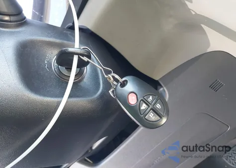 2015 Toyota Sienna Le 8 Passenger из США, поврежденный, VIN 5TDKK3DC9FS533513